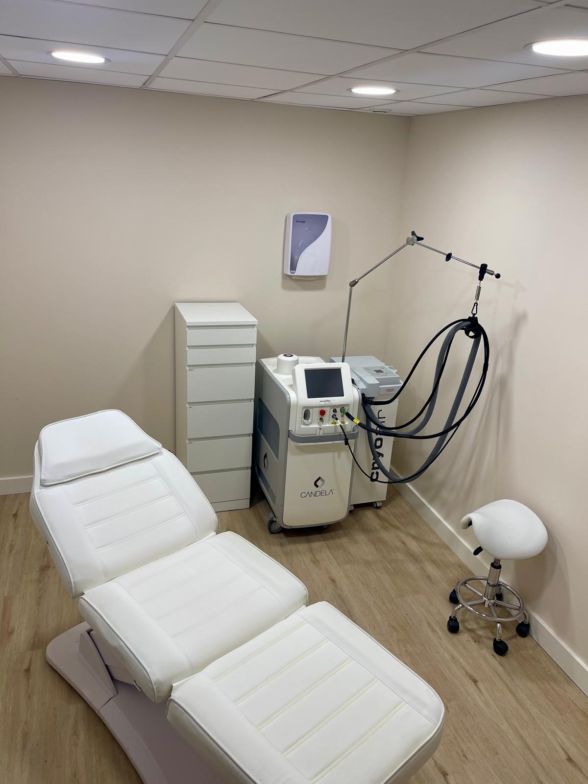 Salle dédiée au laser vasculaire et à l'épilation